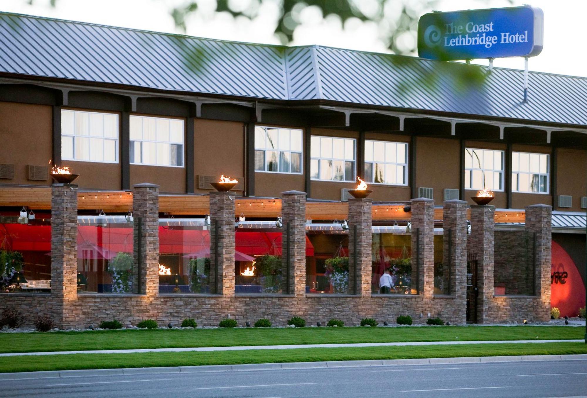 Coast Lethbridge Hotel & Conference Centre Exterior photo