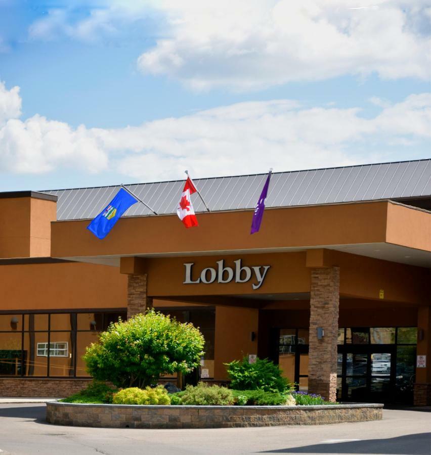 Coast Lethbridge Hotel & Conference Centre Exterior photo